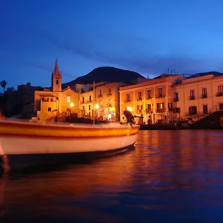 Venti Di Mare דירה